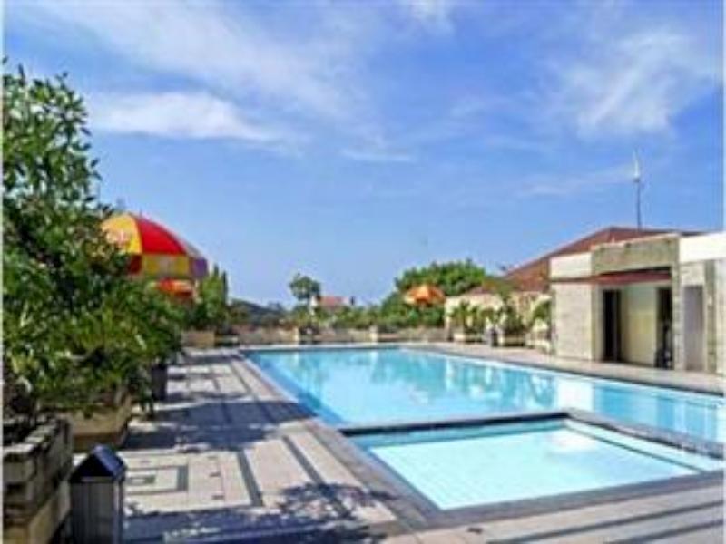 Karlita Hotel Tegal Exterior photo